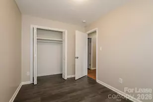 10900 Flat Iron Rd, Charlotte, NC 28226 - Photo 13