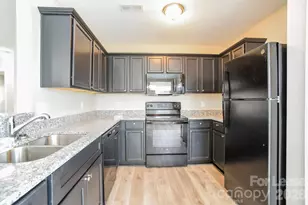 10511 Katie Creek Ct, Charlotte, NC 28213 - Photo 5