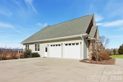 383 Ridgeview Hill Drive, Hendersonville, NC 28791 - Photo 5