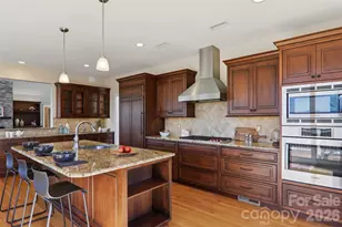 383 Ridgeview Hill Dr, Hendersonville, NC 28791 - Photo 19