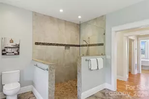 383 Ridgeview Hill Dr, Hendersonville, NC 28791 - Photo 31