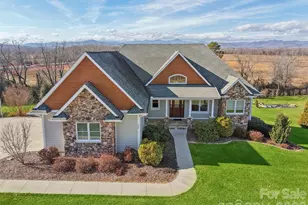 383 Ridgeview Hill Dr, Hendersonville, NC 28791 - Photo 1