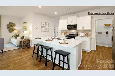 651 13th Avenue Drive NE, Hickory, NC 28601 - Photo 7