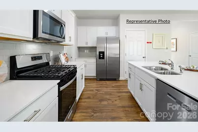 651 13th Avenue Drive NE, Hickory, NC 28601 - Photo 9