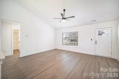 2025 Picnic Drive, Newton, NC 28658 - Photo 5