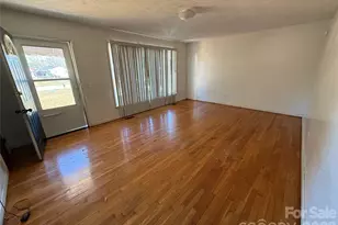 601 Grace St, Bennettsville, SC 29512 - Photo 3