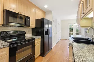 5206 Waxwind Ln, Charlotte, NC 28226 - Photo 25