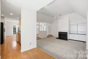 5206 Waxwind Ln, Charlotte, NC 28226 - Photo 17