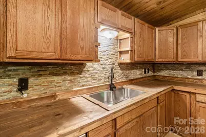 1050 Wyatt Town Road, Burnsville, NC 28714 - Photo 5