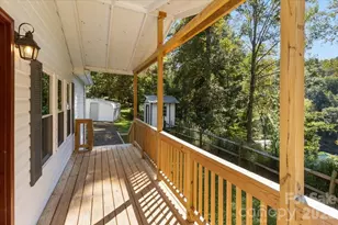 1050 Wyatt Town Rd, Burnsville, NC 28714 - Photo 17