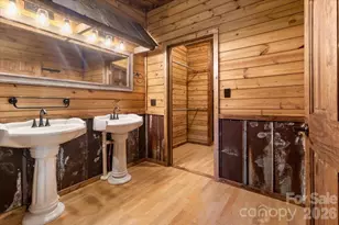 1050 Wyatt Town Rd, Burnsville, NC 28714 - Photo 37