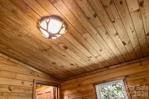 1050 Wyatt Town Rd, Burnsville, NC 28714 - Photo 21