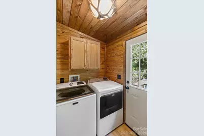 1050 Wyatt Town Road, Burnsville, NC 28714 - Photo 7