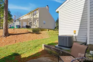 3015 Summercroft Ln, Charlotte, NC 28269 - Photo 33