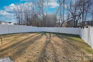 6008 Lowe Ln, Charlotte, NC 28214 - Photo 27