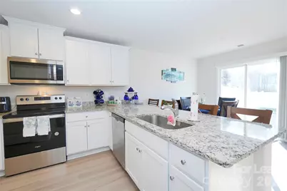 6008 Lowe Lane, Charlotte, NC 28214 - Photo 7