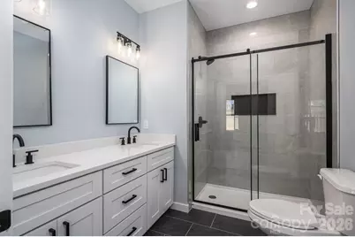 1161 13th Street SW, Hickory, NC 28602 - Photo 17