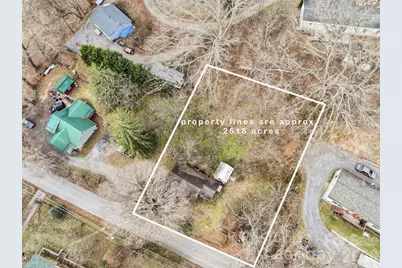 75 Travis Street, Clyde, NC 28721 - Photo 3