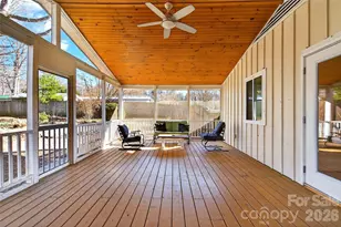 107 High St, Black Mountain, NC 28711 - Photo 21