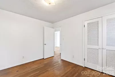 107 High Street, Black Mountain, NC 28711 - Photo 19