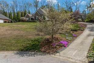 345 Clarendon Estates Dr, Clover, SC 29710 - Photo 41