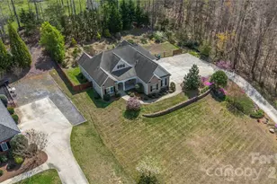345 Clarendon Estates Dr, Clover, SC 29710 - Photo 45