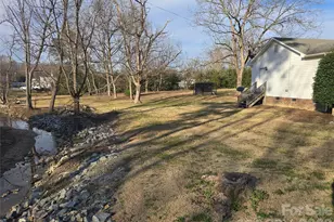 306 W Roswell St, Troy, NC 27371 - Photo 21