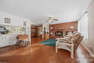 406 Wedgewood Pl SW, Lenoir, NC 28645 - Photo 23