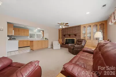 406 Wedgewood Place SW, Lenoir, NC 28645 - Photo 7