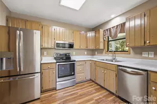 286 Pioneer Ridge Rd, Canton, NC 28716 - Photo 9