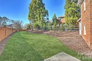 5242 Colony Rd, Charlotte, NC 28226 - Photo 29