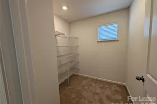 3340 Blf Hl Ln, Charlotte, NC 28215 - Photo 29