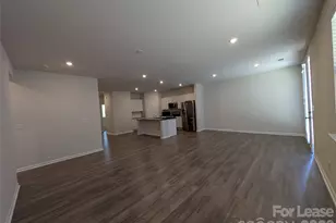 3340 Blf Hl Ln, Charlotte, NC 28215 - Photo 7