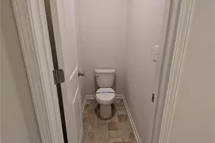 3340 Blf Hl Ln, Charlotte, NC 28215 - Photo 19