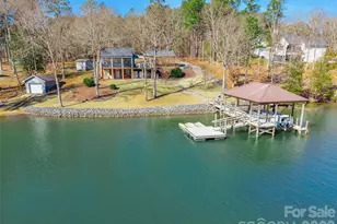 2240 Duck Cove Ln, York, SC 29745 - Photo 13