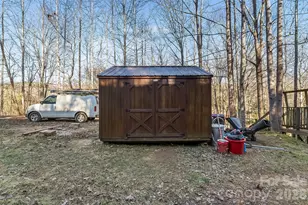 5106 Yancey Dr, Morganton, NC 28655 - Photo 11