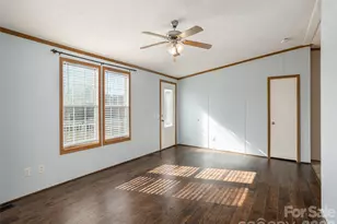 112 Lynn Estate Rd, Hendersonville, NC 28792 - Photo 5