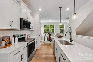711 Silvertree Wy, Charlotte, NC 28205 - Photo 9