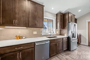 19 Dunsmore Ave, Black Mountain, NC 28711 - Photo 15