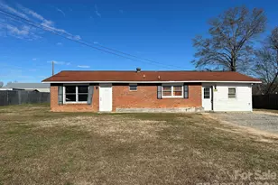 148 Windy Hill Dr, Forest City, NC 28043 - Photo 1