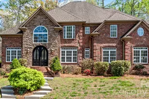 1391 Somerset Cove Dr, Winston Salem, NC 27103 - Photo 1