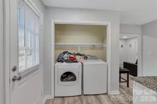 6628 Cool Water Ct, Charlotte, NC 28215 - Photo 7