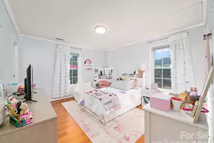 221 Creed Pittman Rd, Spruce Pine, NC 28777 - Photo 17