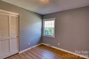 91 Haw Creek Cir, Asheville, NC 28805 - Photo 15