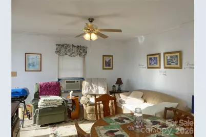 722 Union Hill Ridge Road, Green Mountain, NC 28740 - Photo 15