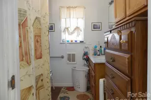 722 Union Hill Ridge Rd, Green Mountain, NC 28740 - Photo 21