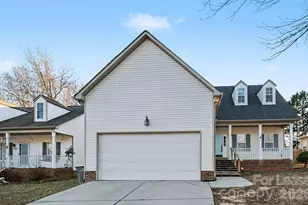 2208 Charles Towne Ct, Kannapolis, NC 28083 - Photo 1