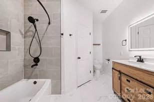 2208 Charles Towne Ct, Kannapolis, NC 28083 - Photo 15