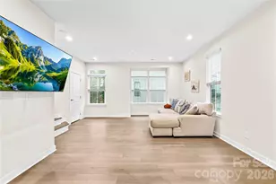 563 Nantahala Dr, Charlotte, NC 28211 - Photo 3