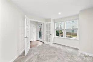 563 Nantahala Dr, Charlotte, NC 28211 - Photo 23